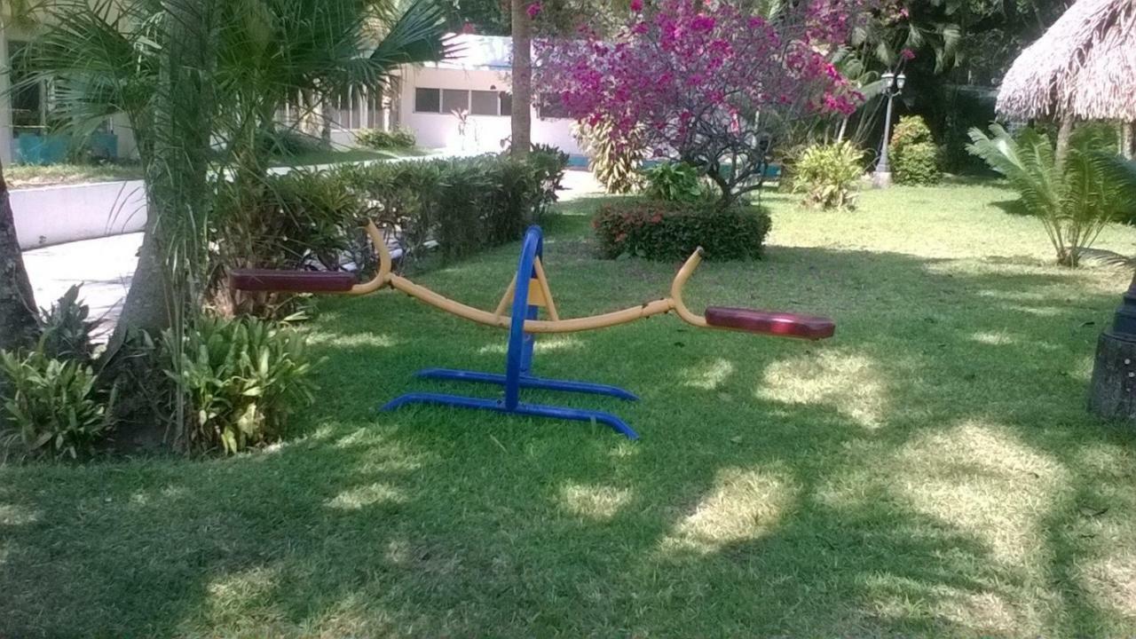Hotel Playa Azul カテマコ エクステリア 写真