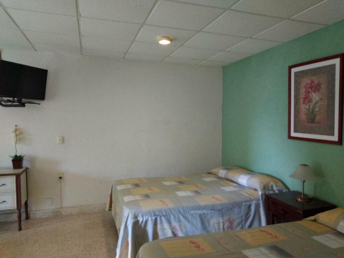 Hotel Playa Azul カテマコ エクステリア 写真